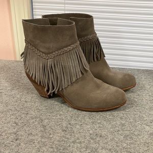 Gianni Bini Ankle boots